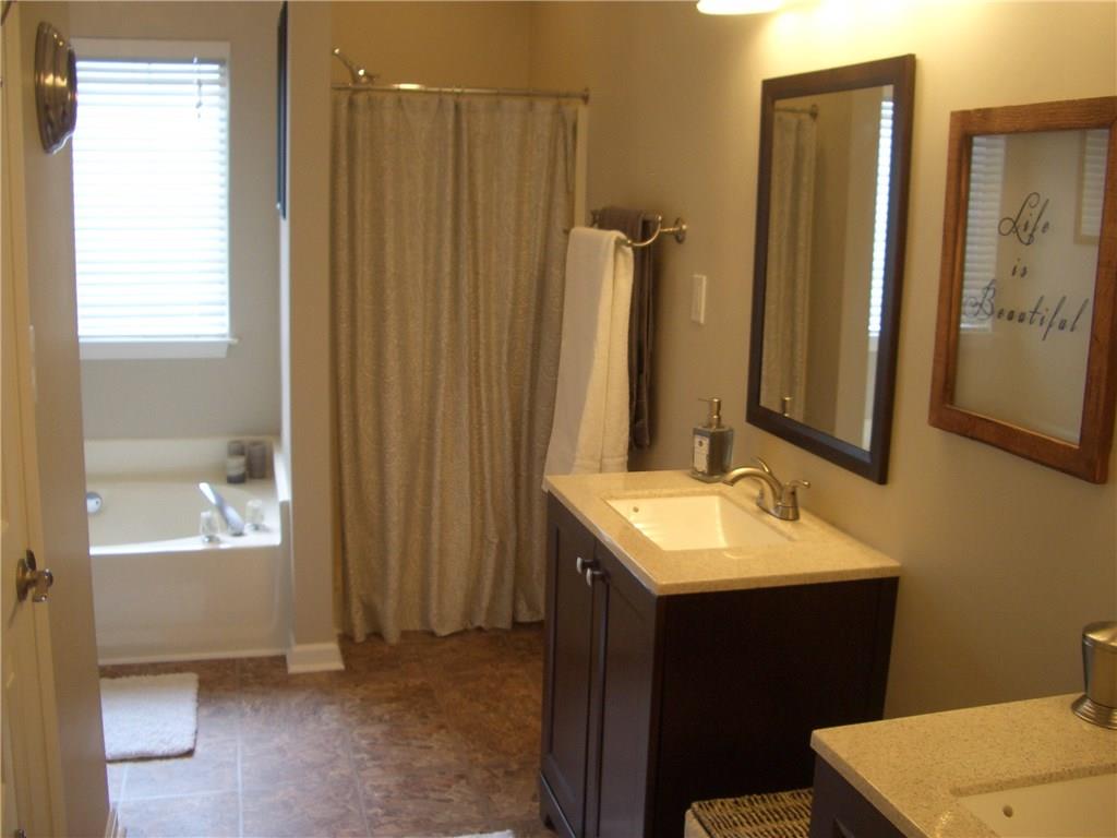 Bathroom Fixtures Kennesaw Ga 2091 winsburg drive, kennesaw, ga, 30144 | harry norman, realtors® Bathroom Fixtures Kennesaw Ga 2091 winsburg drive, kennesaw, ga, 30144 | harry norman, realtors®